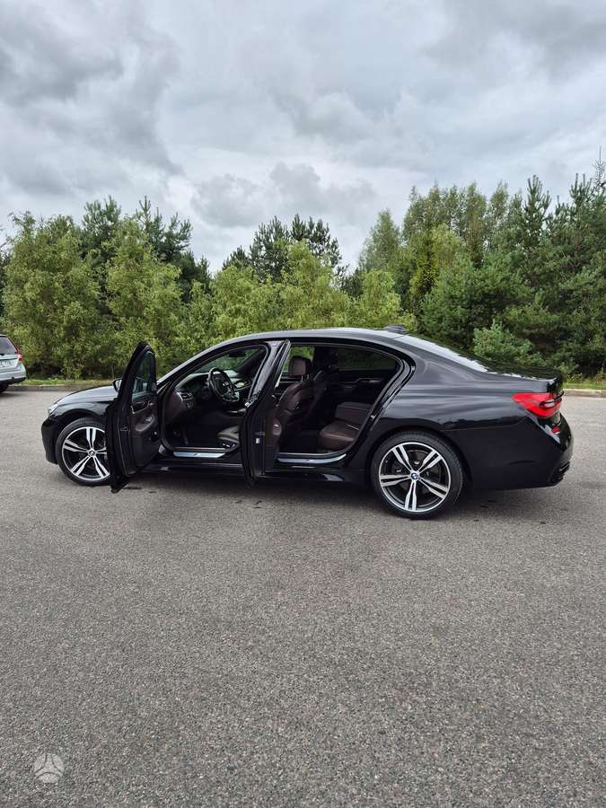 BMW 740, 3.0 l., Лимузин