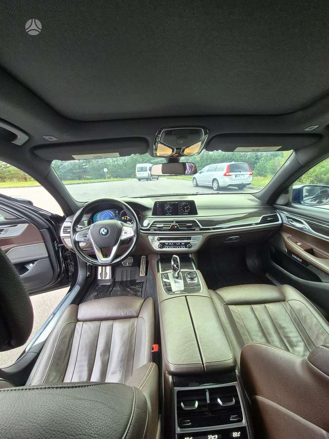 BMW 740, 3.0 l., Лимузин