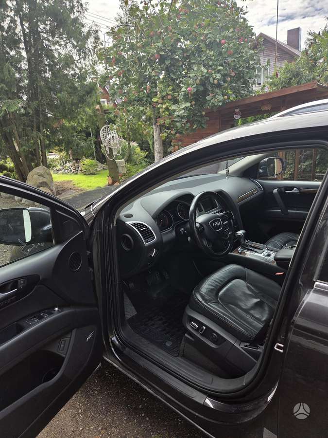 Audi Q7, 3.0 l., Внедорожник / Кроссовер