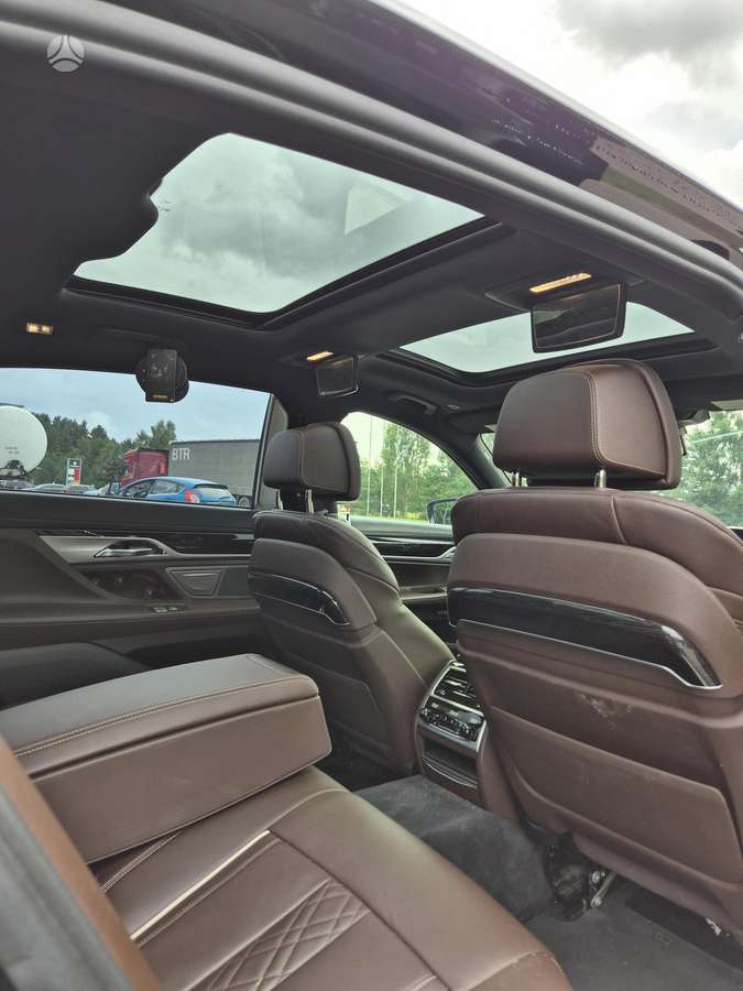 BMW 740, 3.0 l., Лимузин