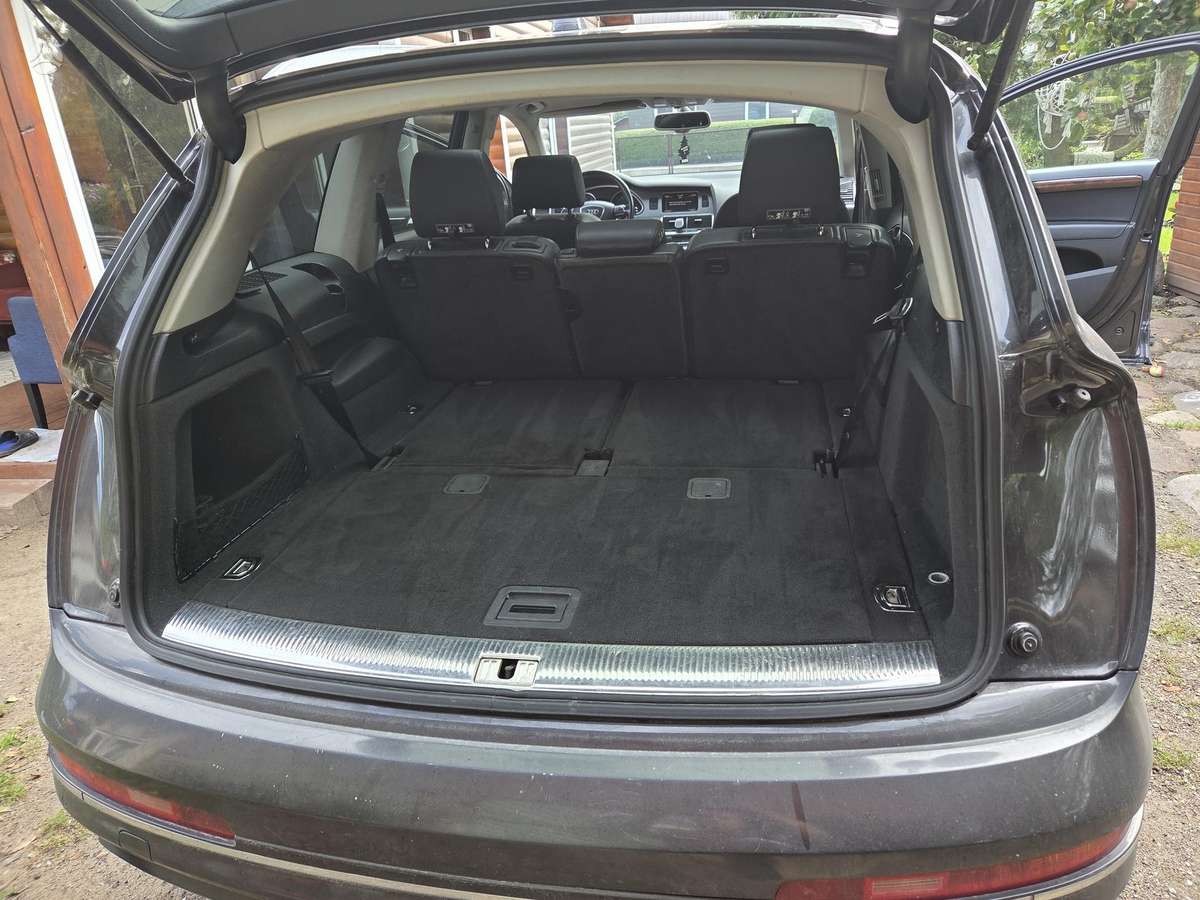 Audi Q7, 3.0 l., Внедорожник / Кроссовер