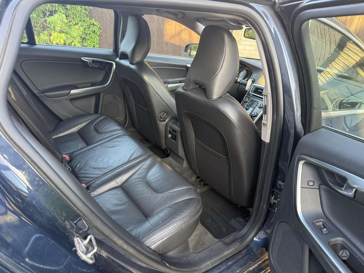 Volvo V60, 2.4 l., Универсал