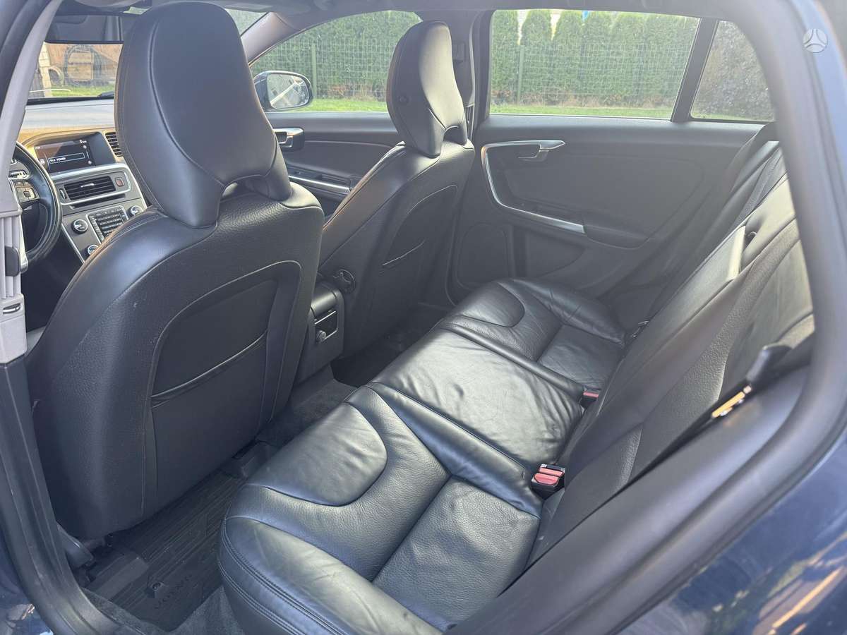Volvo V60, 2.4 l., Универсал