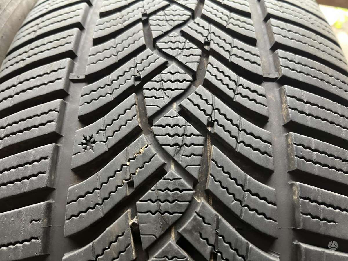 Goodyear UG Performance +, winter 245/40 R19