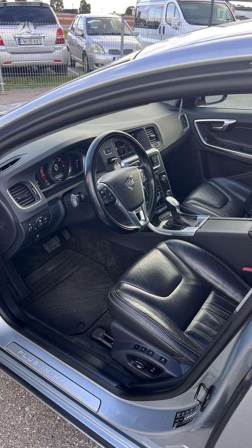 Volvo V60, 2.4 l., Универсал