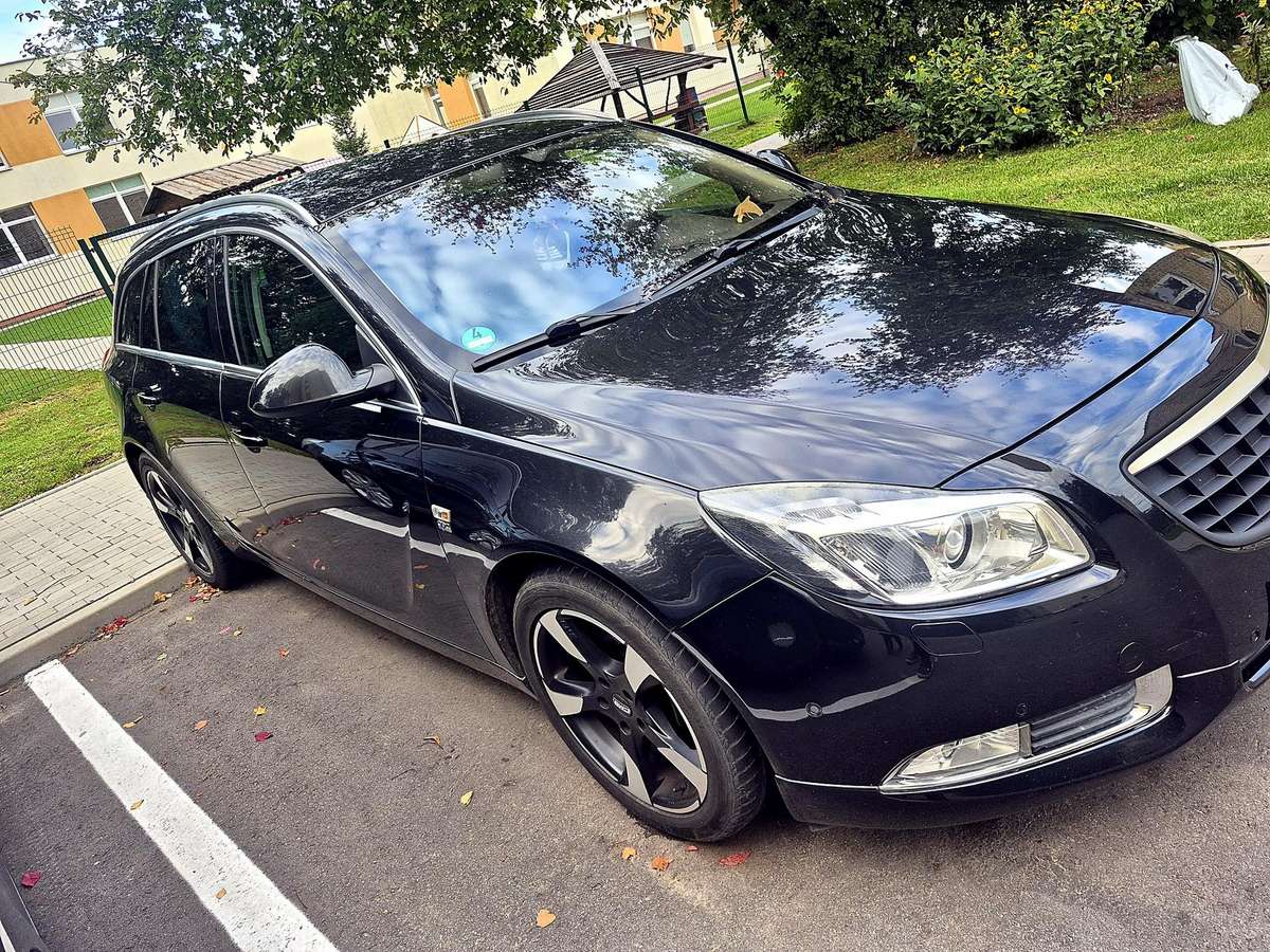 Opel Insignia, 2.0 l., Универсал