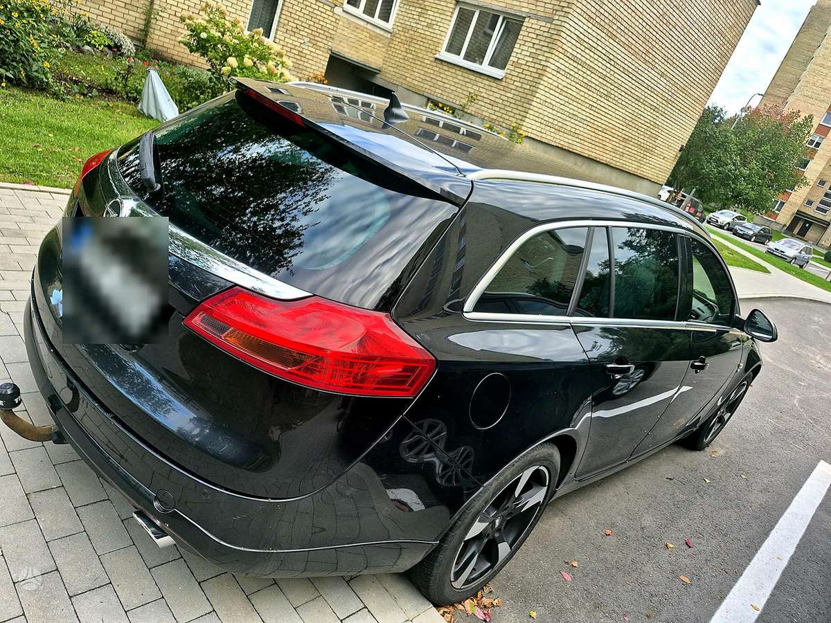 Opel Insignia, 2.0 l., universalas