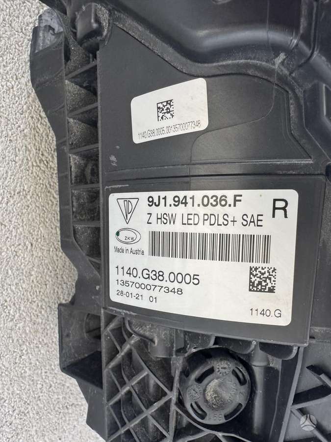 Porsche Taycan žibintai