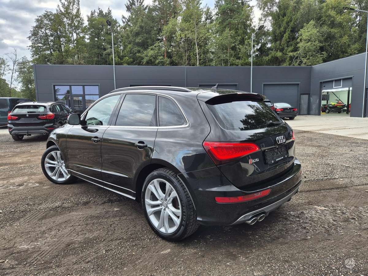 Audi SQ5, 3.0 l., off-road / crossover
