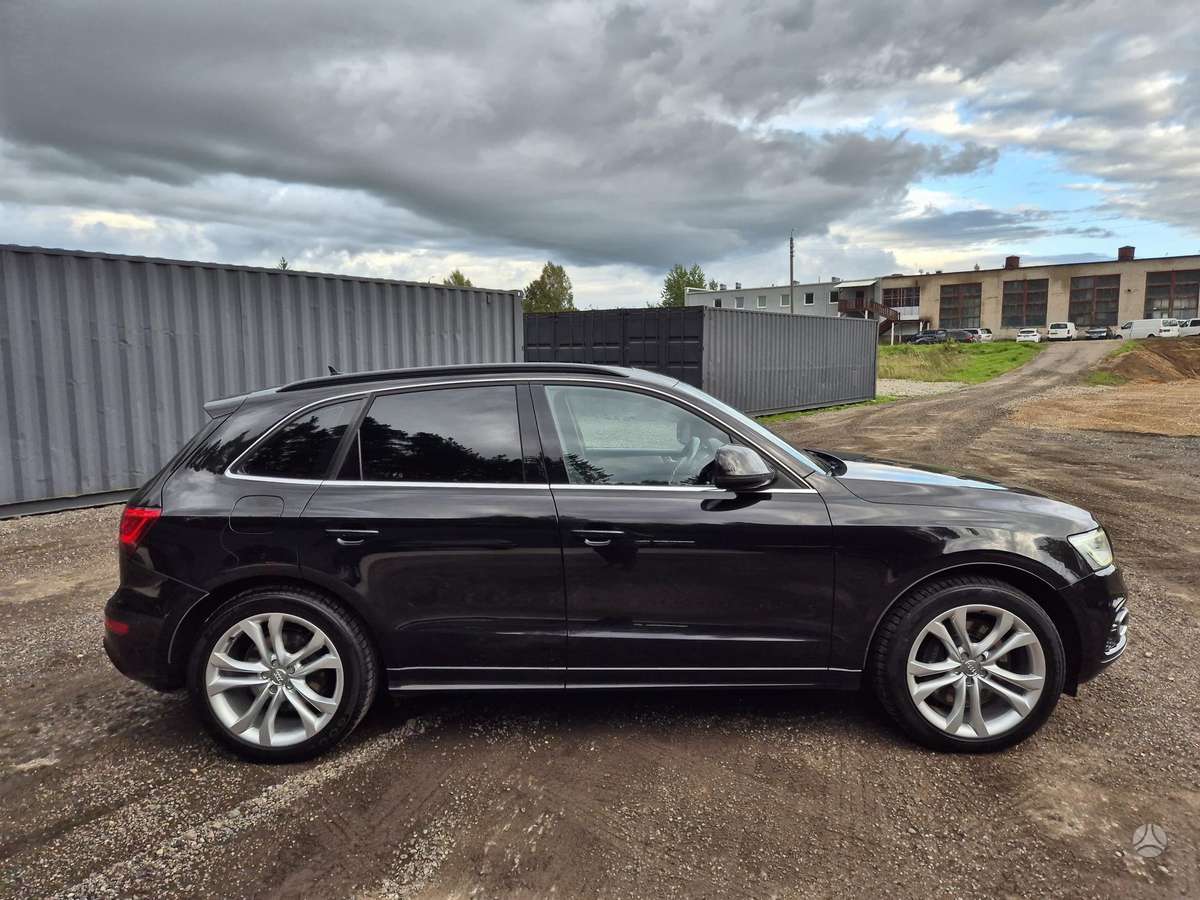 Audi SQ5, 3.0 l., off-road / crossover
