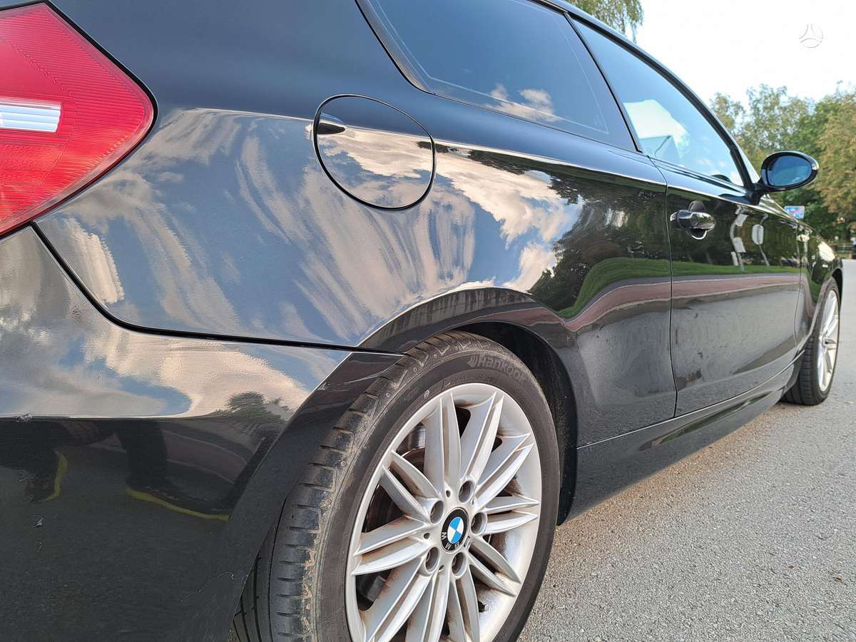 BMW 118, 2.0 l., hatchback