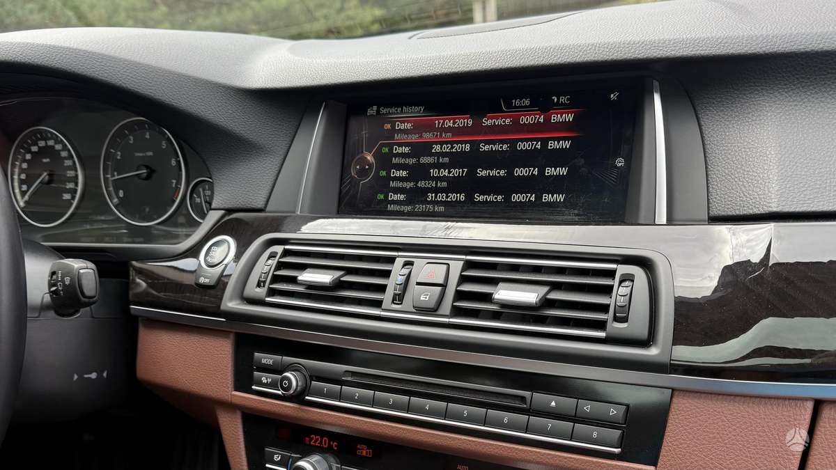 BMW 528, 2.0 l., Универсал