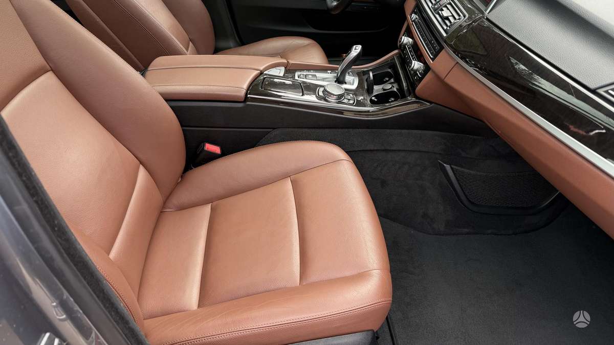 BMW 528, 2.0 l., Универсал
