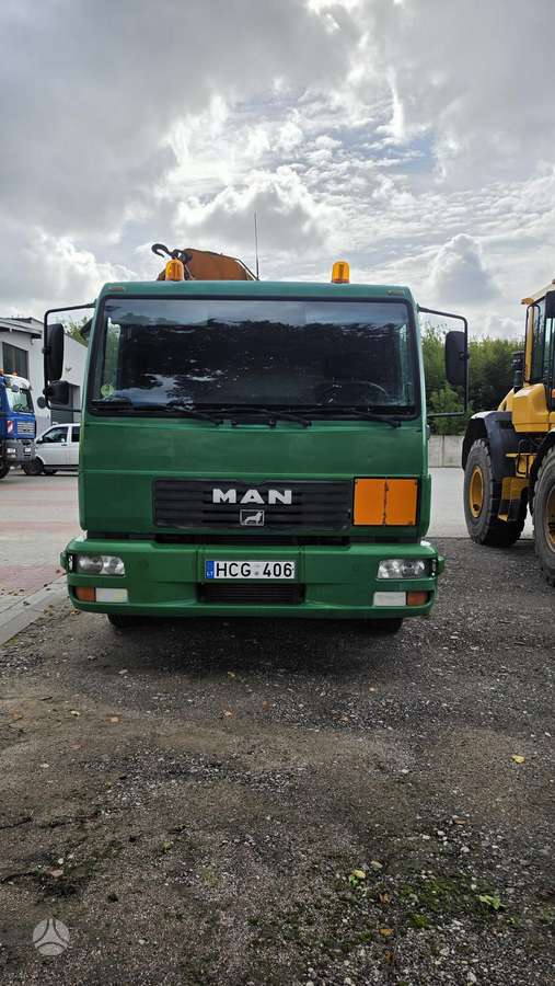 MAN 8.185, auto transporters