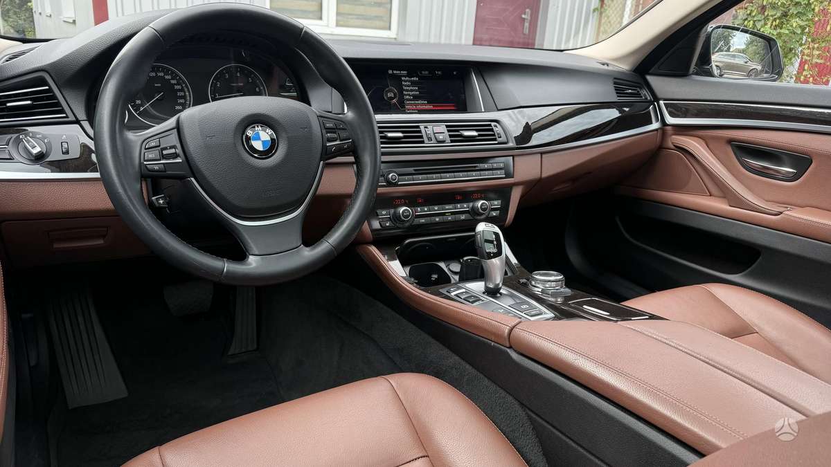 BMW 528, 2.0 l., Универсал