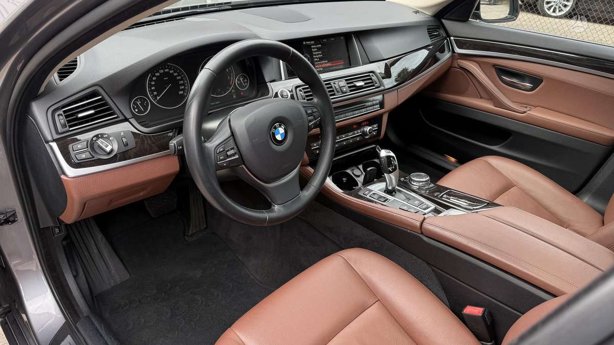 BMW 528, 2.0 l., Универсал