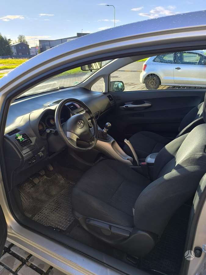 Toyota Auris - 12