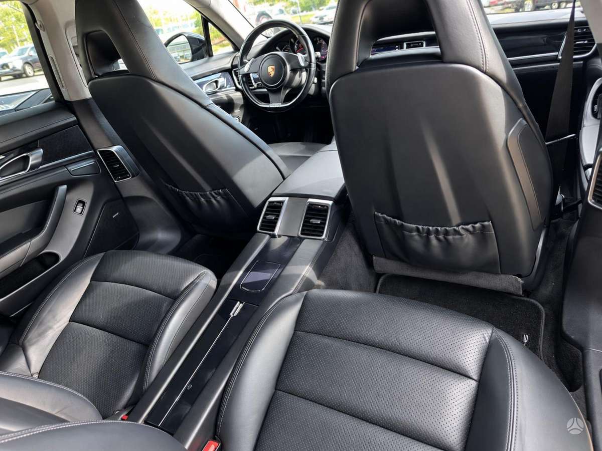 Porsche Panamera, 3.6 l., hatchback