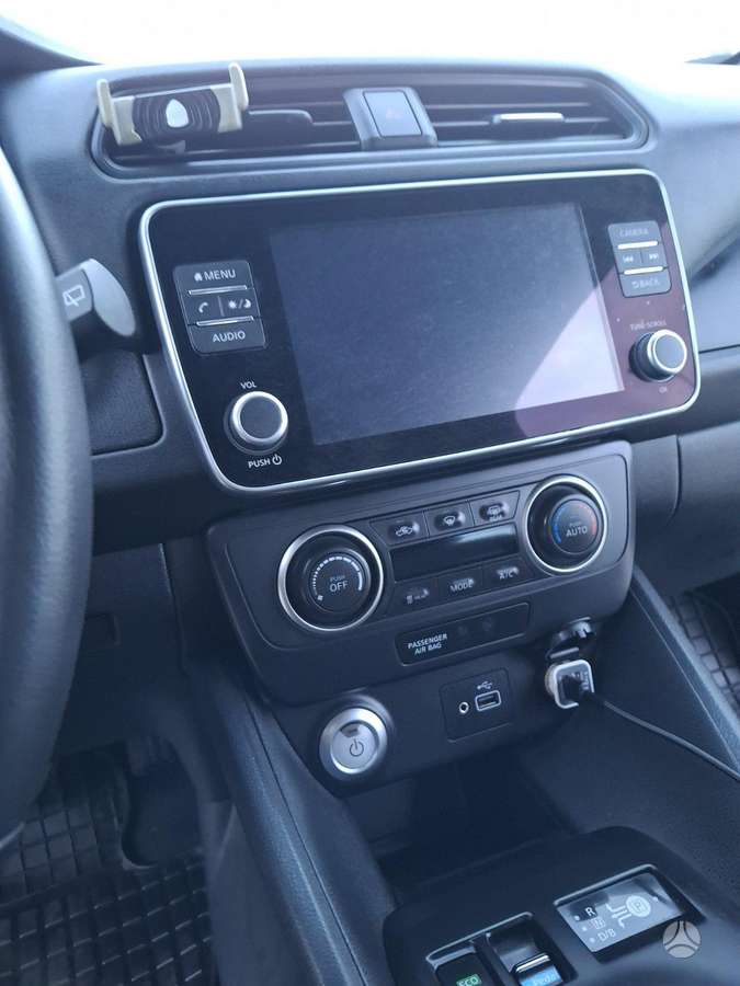Nissan Leaf, 40 kWh, hatchback