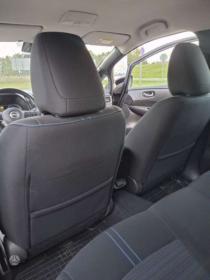 Nissan Leaf, 40 kWh, hatchback