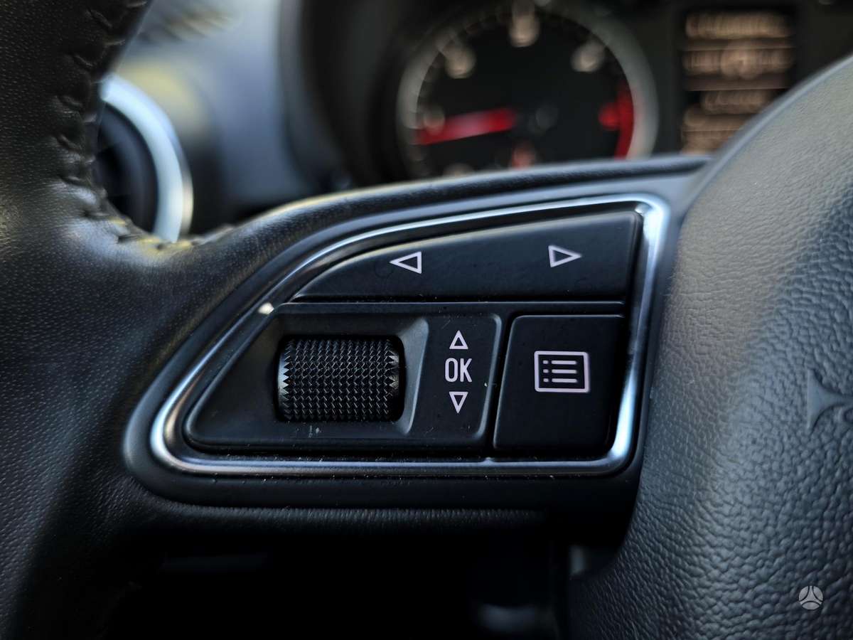 Audi A1, 1.6 l., hatchback