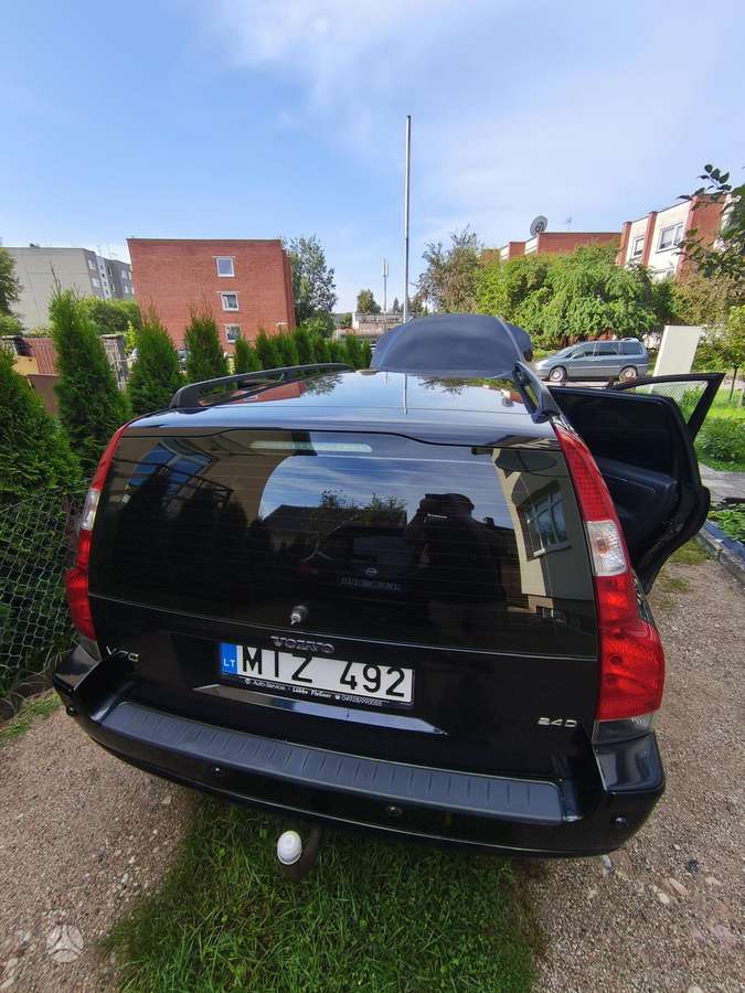 Volvo V70, 2.4 l., wagon