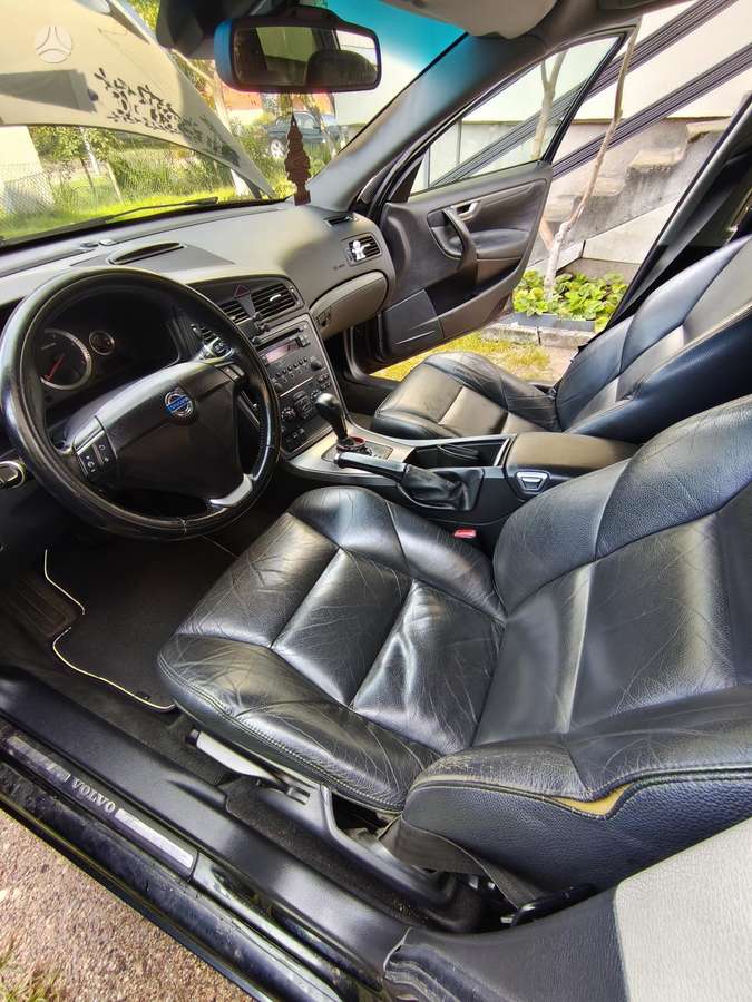 Volvo V70, 2.4 l., wagon
