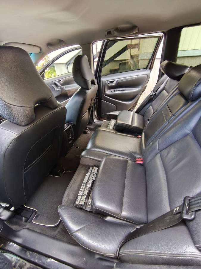 Volvo V70, 2.4 l., wagon