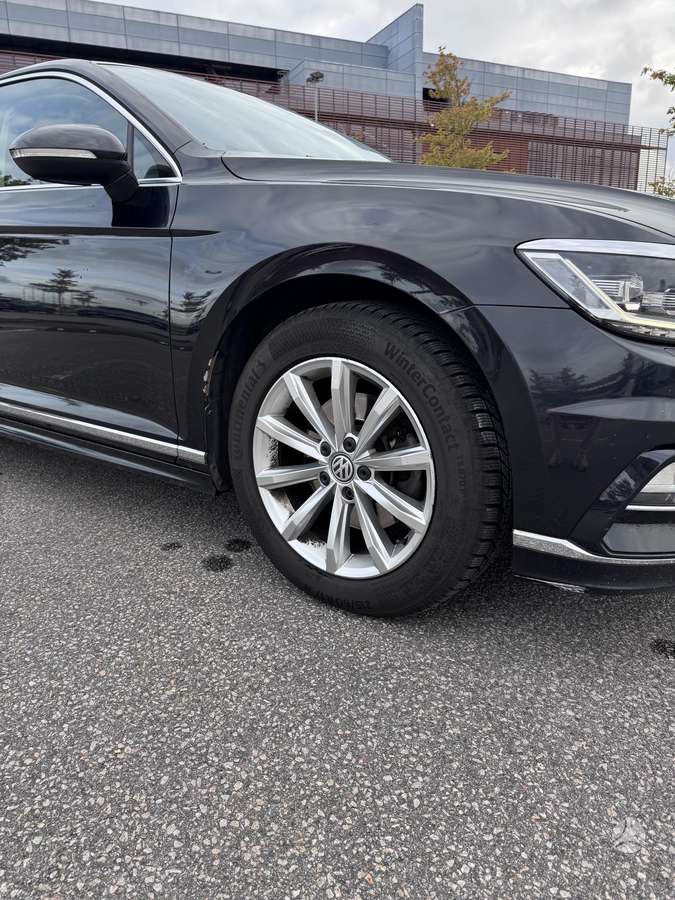 Volkswagen Passat - 8