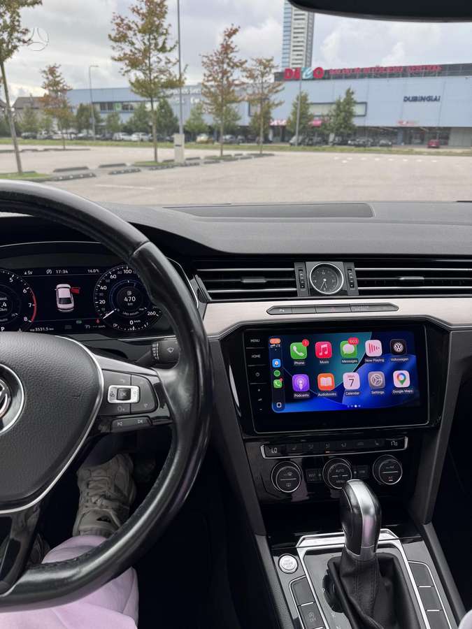 Volkswagen Passat - 11