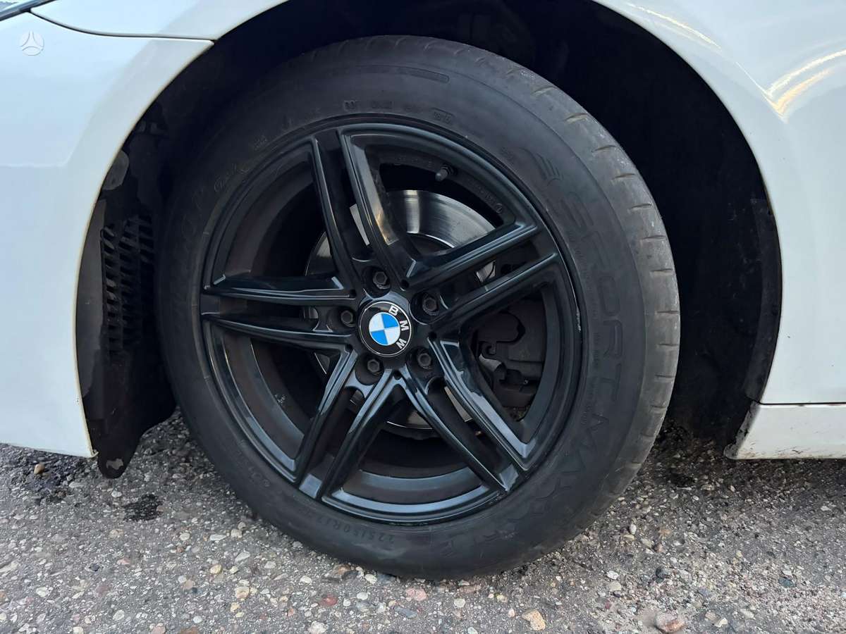 BMW 520, 2.0 l., universalas