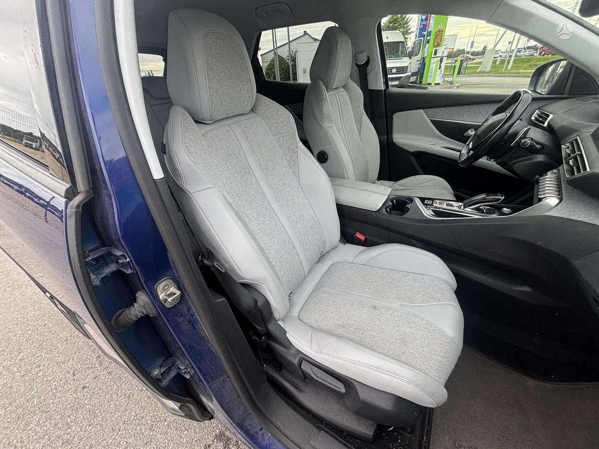 Peugeot 3008 - 10