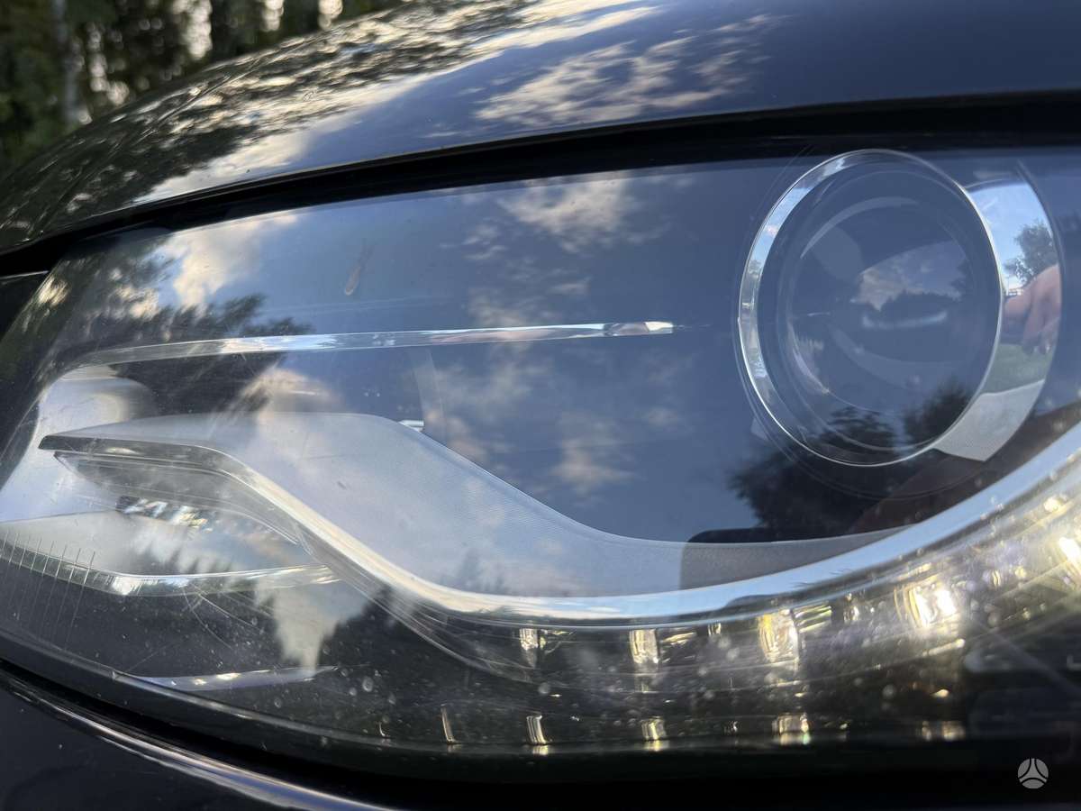 Audi A4, 2.0 l., Седан