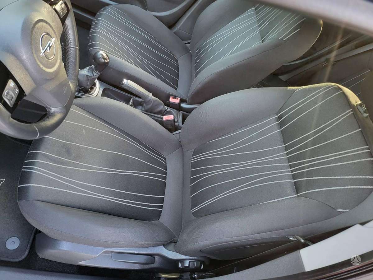 Opel Corsa, 1.2 l., Хэтчбек