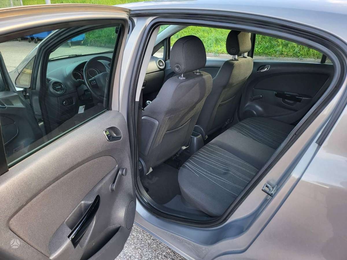 Opel Corsa, 1.2 l., Хэтчбек