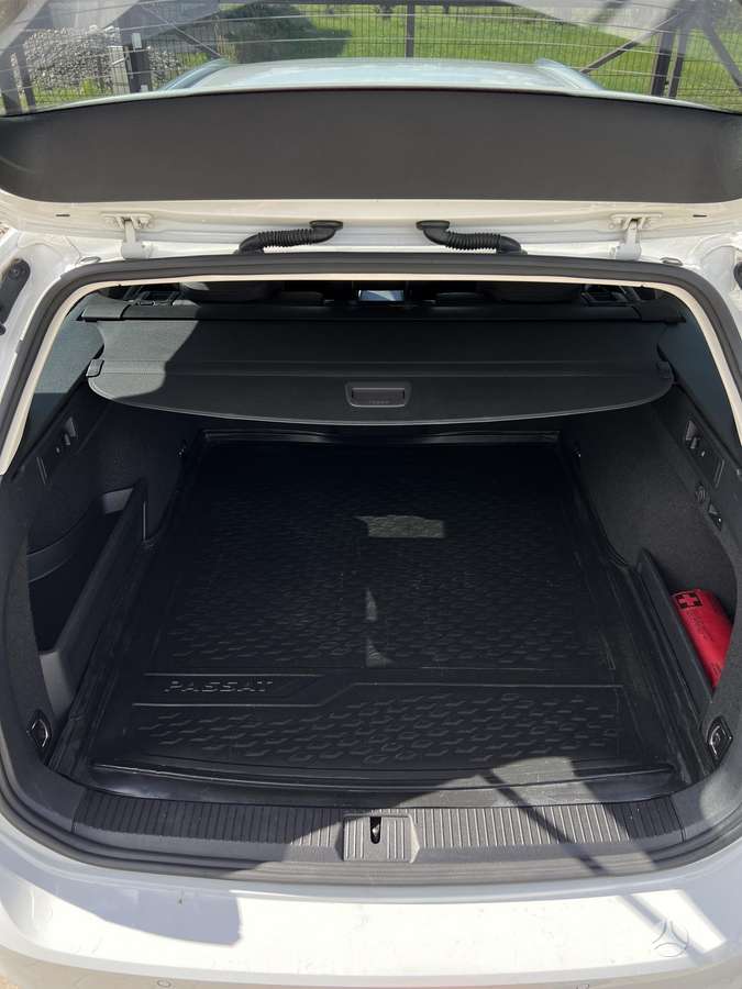 Volkswagen Passat - 5