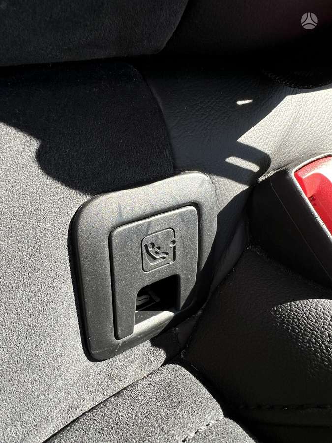 Volkswagen Passat - 8
