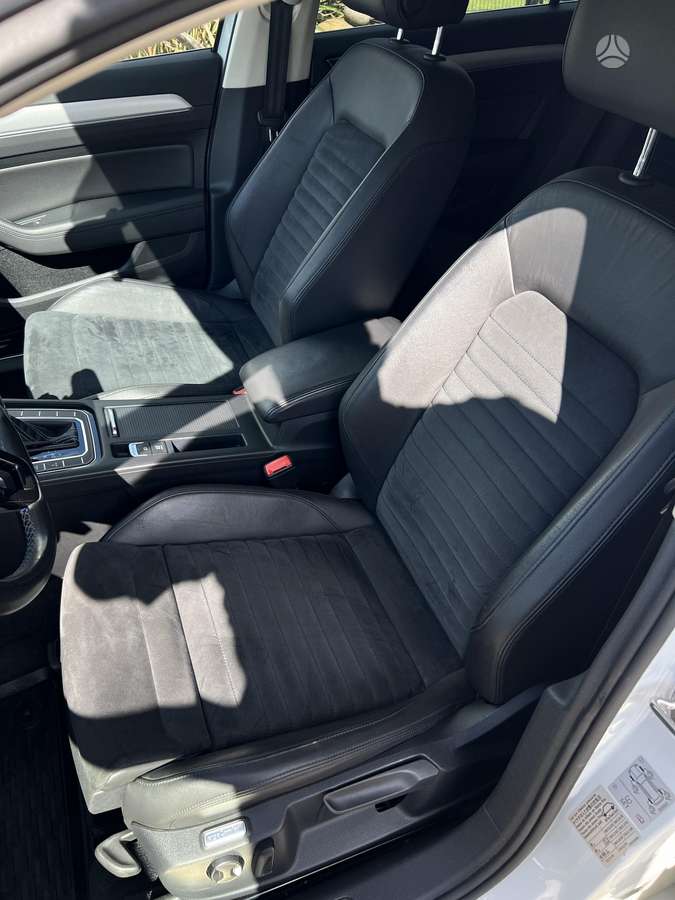 Volkswagen Passat - 10
