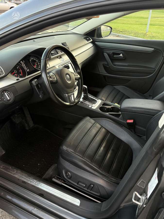 Volkswagen CC, 2.0 l., Седан