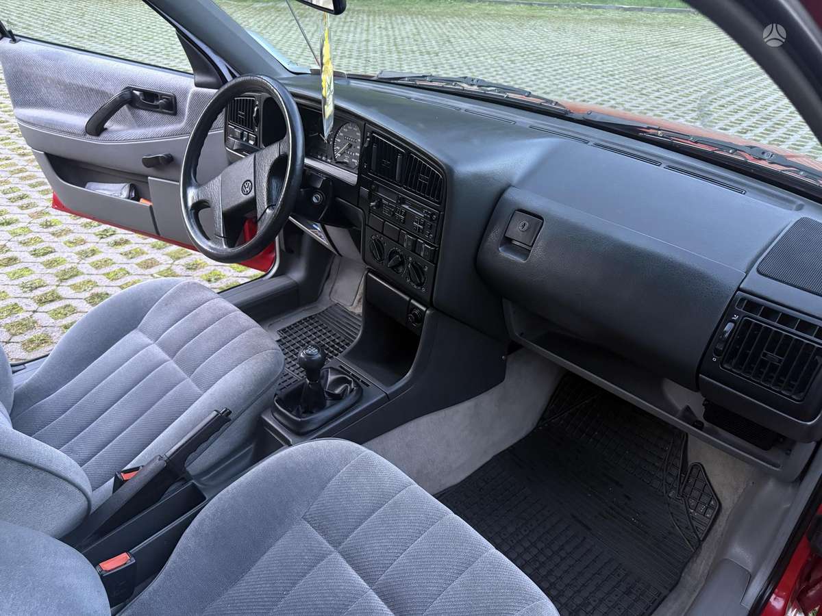 Volkswagen Passat - 9
