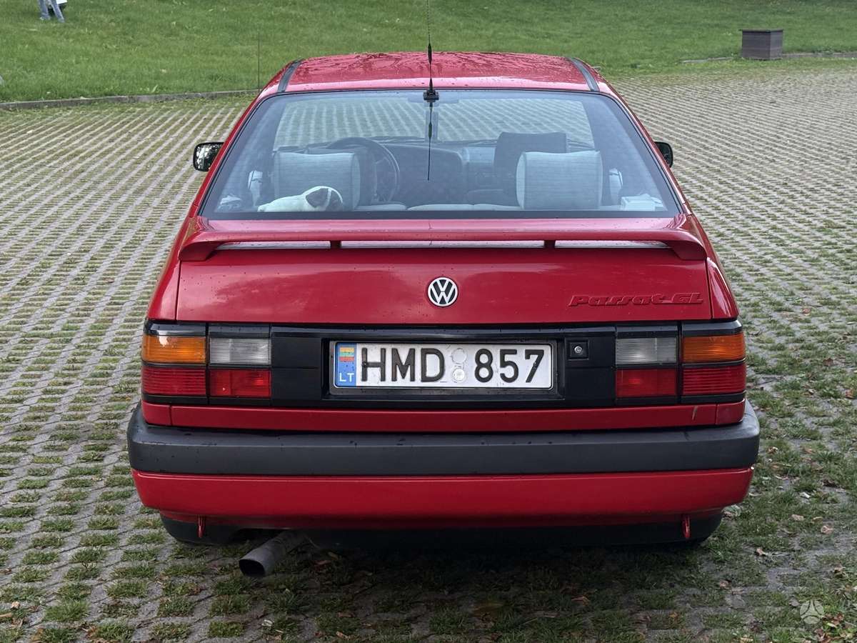 Volkswagen Passat - 5