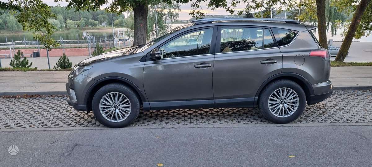 Toyota RAV4 - 2