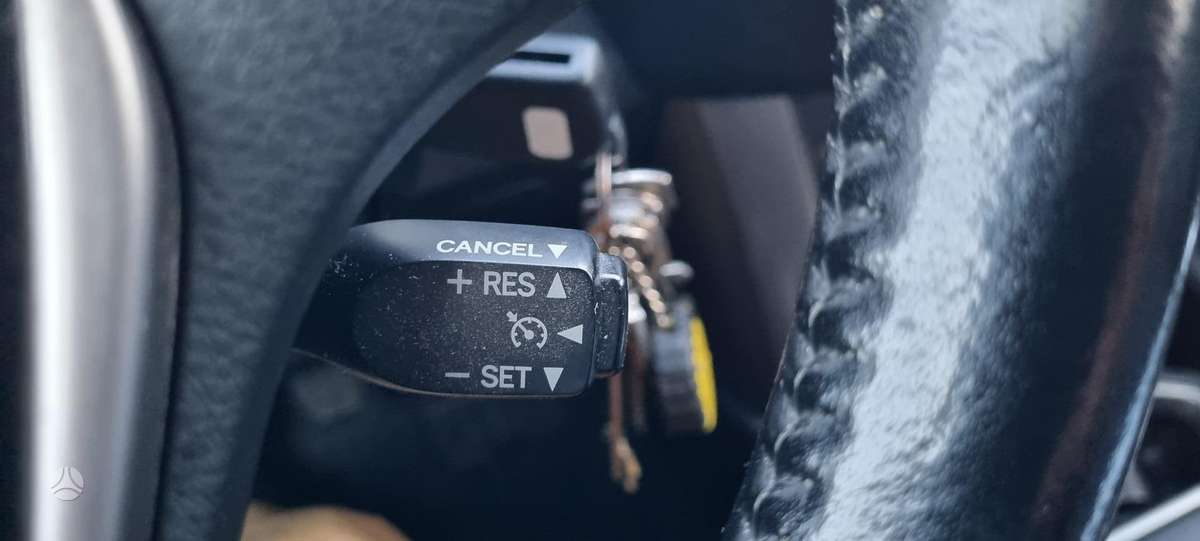 Toyota RAV4 - 9