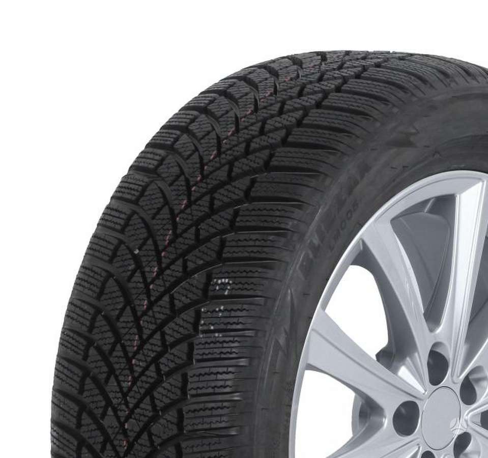 Bridgestone Blizzak LM005, winter 215/55 R16