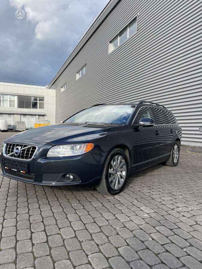 Volvo V70 - 2