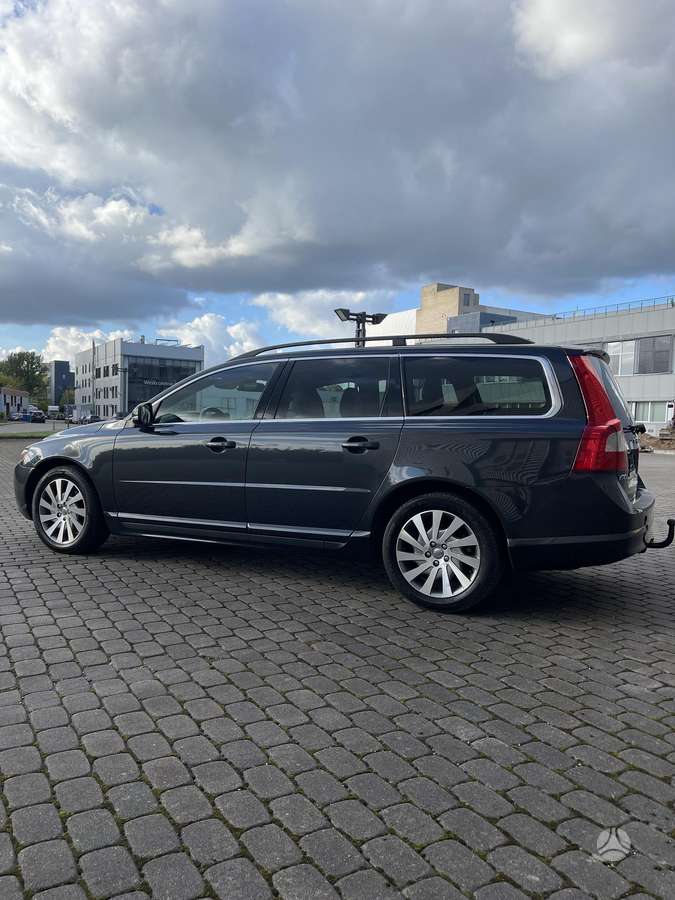 Volvo V70, 2.0 l., Универсал