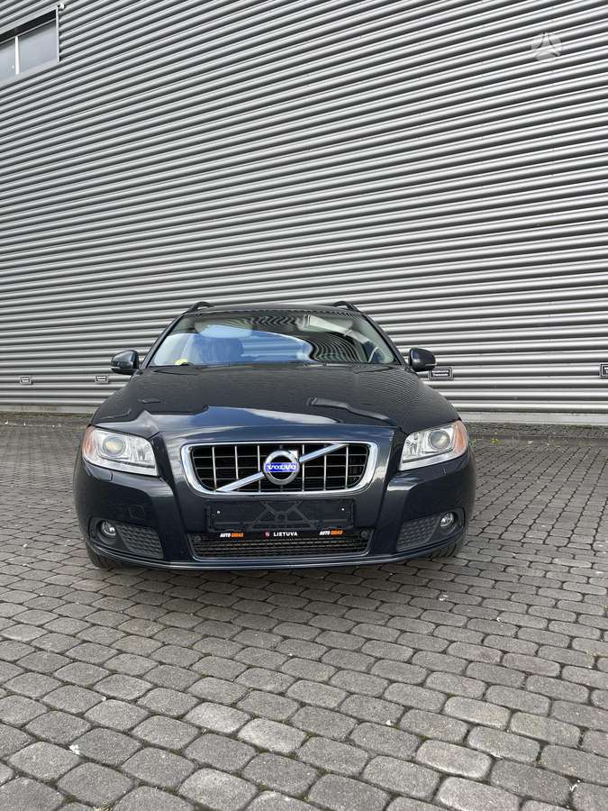Volvo V70, 2.0 l., Универсал