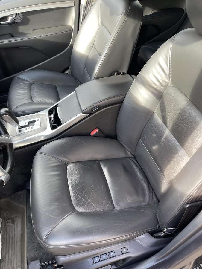 Volvo V70, 2.0 l., Универсал