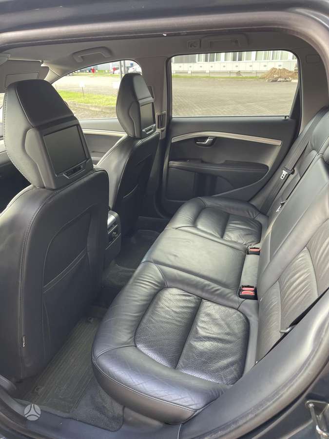 Volvo V70, 2.0 l., Универсал