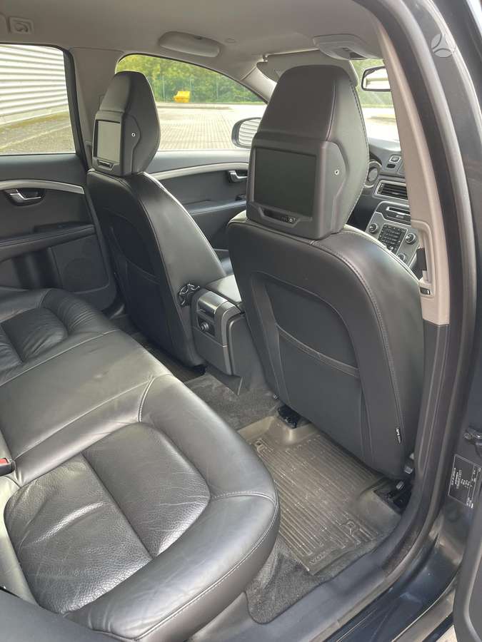 Volvo V70, 2.0 l., Универсал